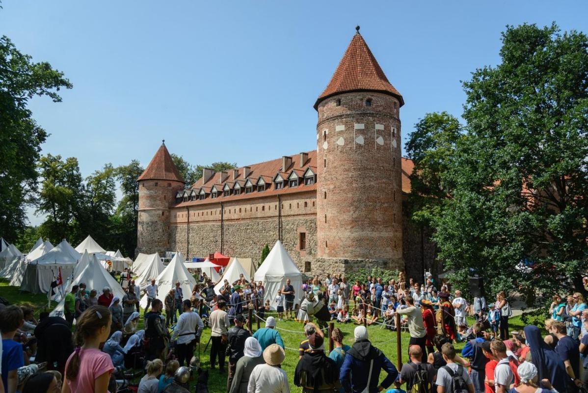 Pensjonat Srebrny Klon Bytow  Exterior photo